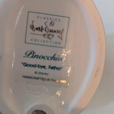 Walt Disney Pinocchio "Good-bye, Father" Figure