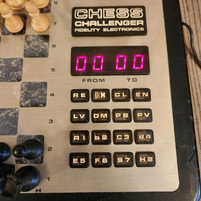 Vintage Voice Chess Challenger Game Powers up Voice works