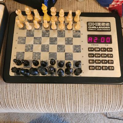 Vintage Voice Chess Challenger Game Powers up Voice works