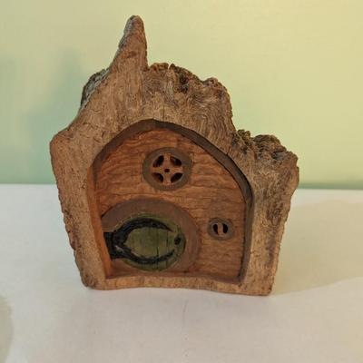 Carved Hobbit House Made Of Wood (LR)