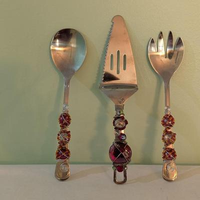 Red Burgundy Gold Wire 3 Piece Beaded Serving Set (LR)