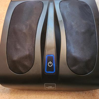 The Sharper Image MSG-F110 Shiatsu Deep Kneading Heat Foot Massager