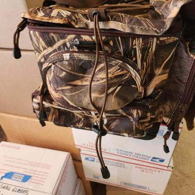 Red Head Deluxe Camo Camoflauge Hunting Tote Grear Bag