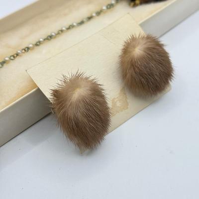 Sale Photo Thumbnail #855