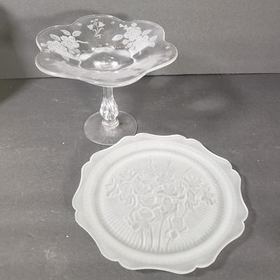 LOT 75D: Collection of Vintage & Antique Porcelain & Glass with 2 San Francisco Music Box Co New in Box Items