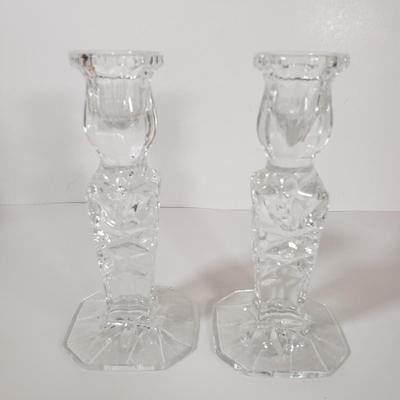 LOT 76D: Durand Crystal Bowl in Original Box with Other Crystal Decor