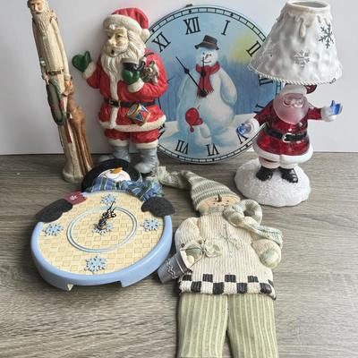 LOT 88G: Plastic Santa Lamp, Snowman Clocks & More Christmas Decor