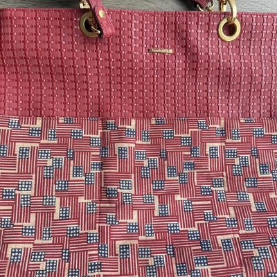 LOT 91G: Longaberger Purses & Wallets
