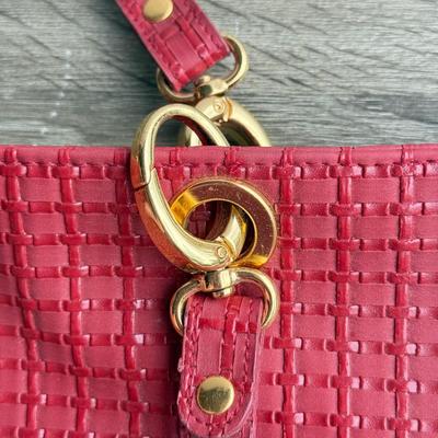 LOT 91G: Longaberger Purses & Wallets