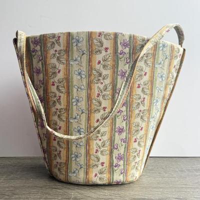 LOT 91G: Longaberger Purses & Wallets