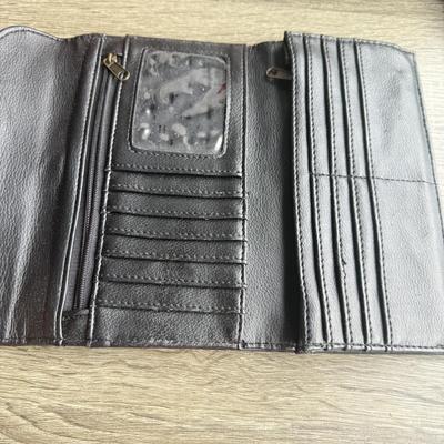 LOT 91G: Longaberger Purses & Wallets