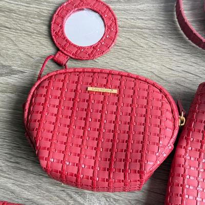 LOT 91G: Longaberger Purses & Wallets