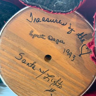LOT 92G: Collection of Santa’s: Treasures of the Heart, Bit of Christmas & More
