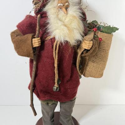 LOT 92G: Collection of Santa’s: Treasures of the Heart, Bit of Christmas & More