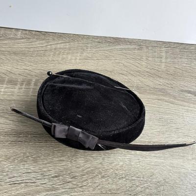 LOT 96G: Vintage Feathered Black Fascinators w/ Hat Pins