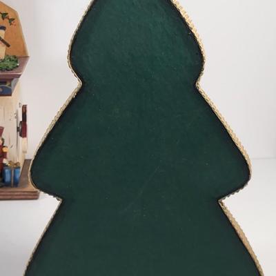 LOT 100G: Multiple Christmas Holiday Decorations and Containers