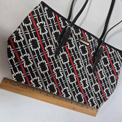 LOT 102G: Collection of Vintage Purses