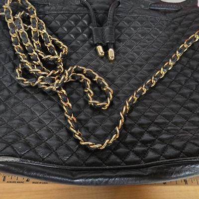 LOT 102G: Collection of Vintage Purses