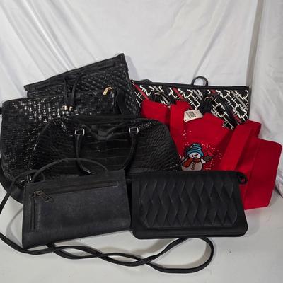 LOT 102G: Collection of Vintage Purses