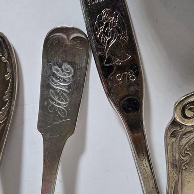 LOT 104G: Silverplate Serving Utensils, Including Cheese Knives, Absinthe Spoons, and Carving Set