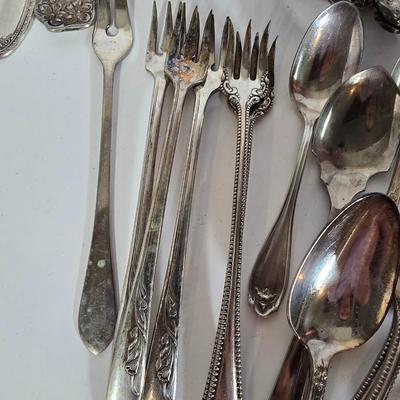 LOT 104G: Silverplate Serving Utensils, Including Cheese Knives, Absinthe Spoons, and Carving Set