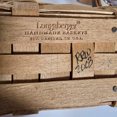 LOT 105G: Longaberger Baskets, New w/o Tag Longaberger Sweater, and Collection of Souvenir Key-chains, 15" Gold-tone Necklace