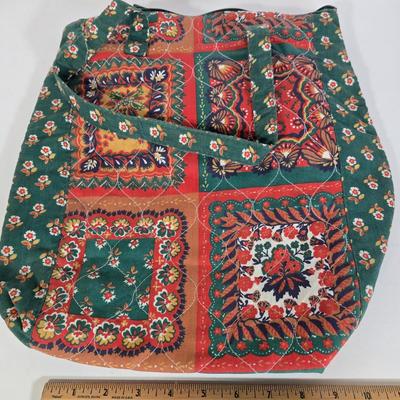 LOT 106G: Vera Bradley and Relic Tote Bags with 2 other Totes