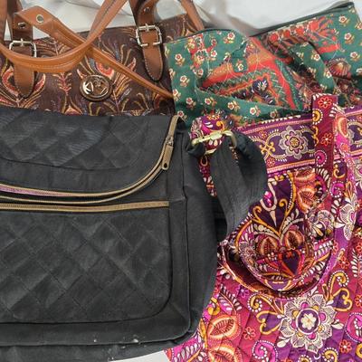 LOT 106G: Vera Bradley and Relic Tote Bags with 2 other Totes