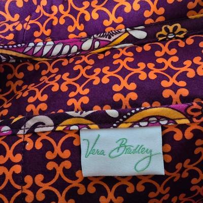 LOT 106G: Vera Bradley and Relic Tote Bags with 2 other Totes