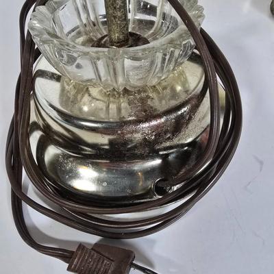 LOT 108G: Brass Table Lamp with 2 Wall Sconces