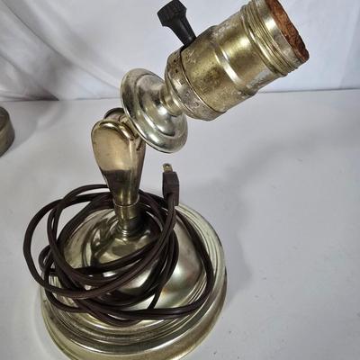 LOT 108G: Brass Table Lamp with 2 Wall Sconces