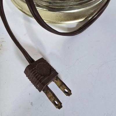LOT 108G: Brass Table Lamp with 2 Wall Sconces