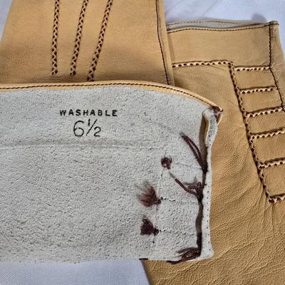 LOT 109G: Collection of Nylon and Calfskin Vintage Gloves