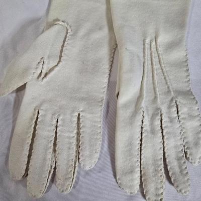 LOT 109G: Collection of Nylon and Calfskin Vintage Gloves