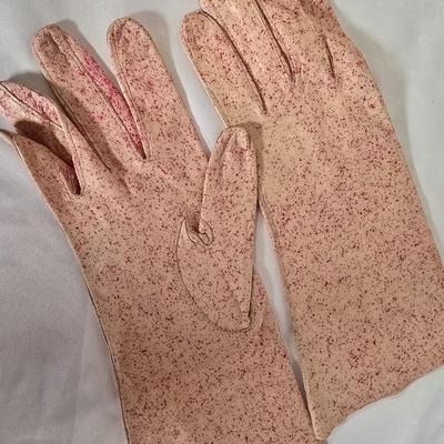 LOT 109G: Collection of Nylon and Calfskin Vintage Gloves