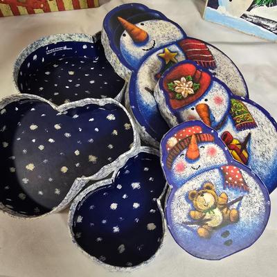 LOT 111G: Large Collection of Nesting Gift Boxes