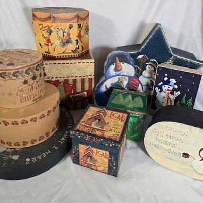 LOT 111G: Large Collection of Nesting Gift Boxes