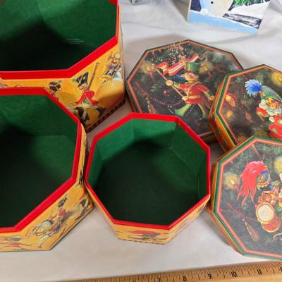 LOT 111G: Large Collection of Nesting Gift Boxes