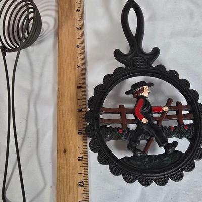 LOT 112G: Deviled Egg Platter, Stainless Steel Mixing bowl, Cast Iron Trivet and Apple Decor