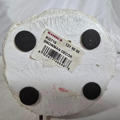 LOT 114G: Paper Mache and Resin Santa and Snowmen Decor