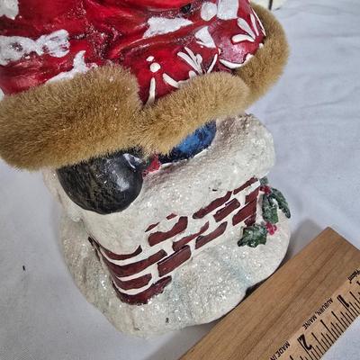 LOT 114G: Paper Mache and Resin Santa and Snowmen Decor