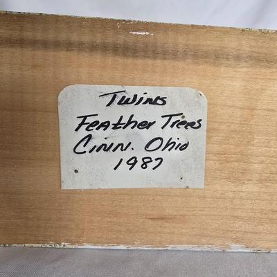 LOT 116G: Father Christmas Decor