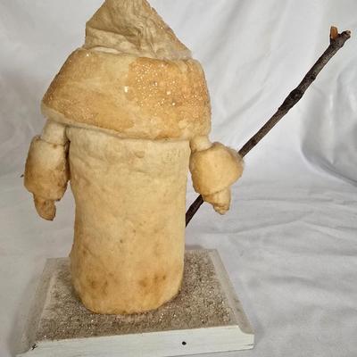 LOT 116G: Father Christmas Decor