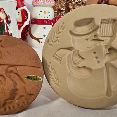 LOT 118G: Yankee Candle Accessories, Starbucks Mug, Hallmark Cookie Jar, and Gingerbread Men
