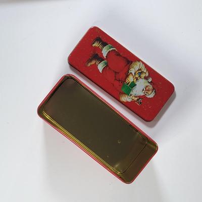 LOT 123G: Variety of Vintage Christmas Holiday Decorations Including Themed Tins, Norman Rockwell Plate and More