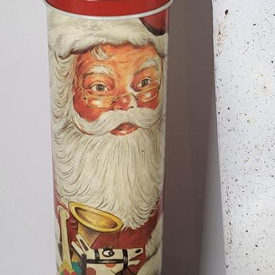 LOT 123G: Variety of Vintage Christmas Holiday Decorations Including Themed Tins, Norman Rockwell Plate and More