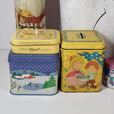 LOT 123G: Variety of Vintage Christmas Holiday Decorations Including Themed Tins, Norman Rockwell Plate and More