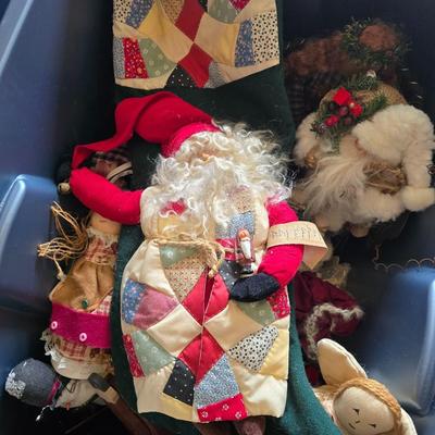 LOT 124G: Large Tote of Angel and Christmas Decor