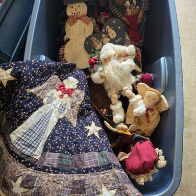 LOT 124G: Large Tote of Angel and Christmas Decor