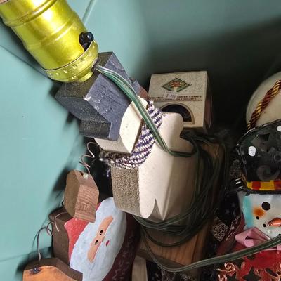 LOT 125G: Large Tote of Angel and Snowman Decor